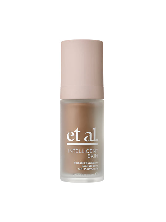 Intelligent Skin Radiant Foundation